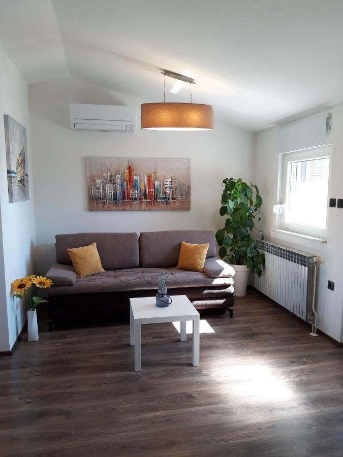 Apartments Pineta Franko 法扎纳 外观 照片