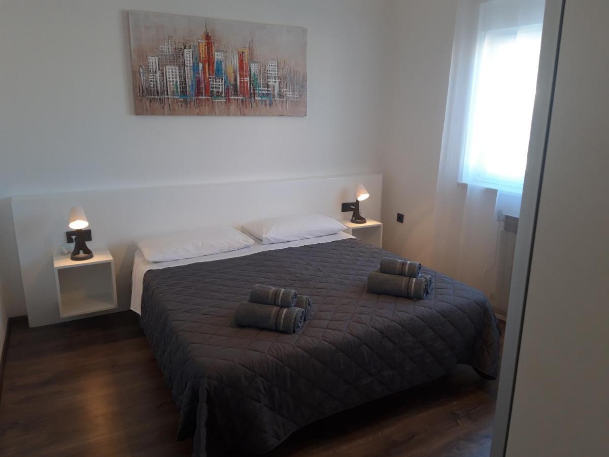 Apartments Pineta Franko 法扎纳 外观 照片